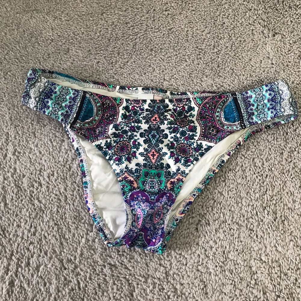 NWOT Nanette Lepore Bikini Bottom size S